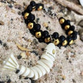 Santa Corona Pulsera Pez Ivory con Entretejidos Dorado y Negro